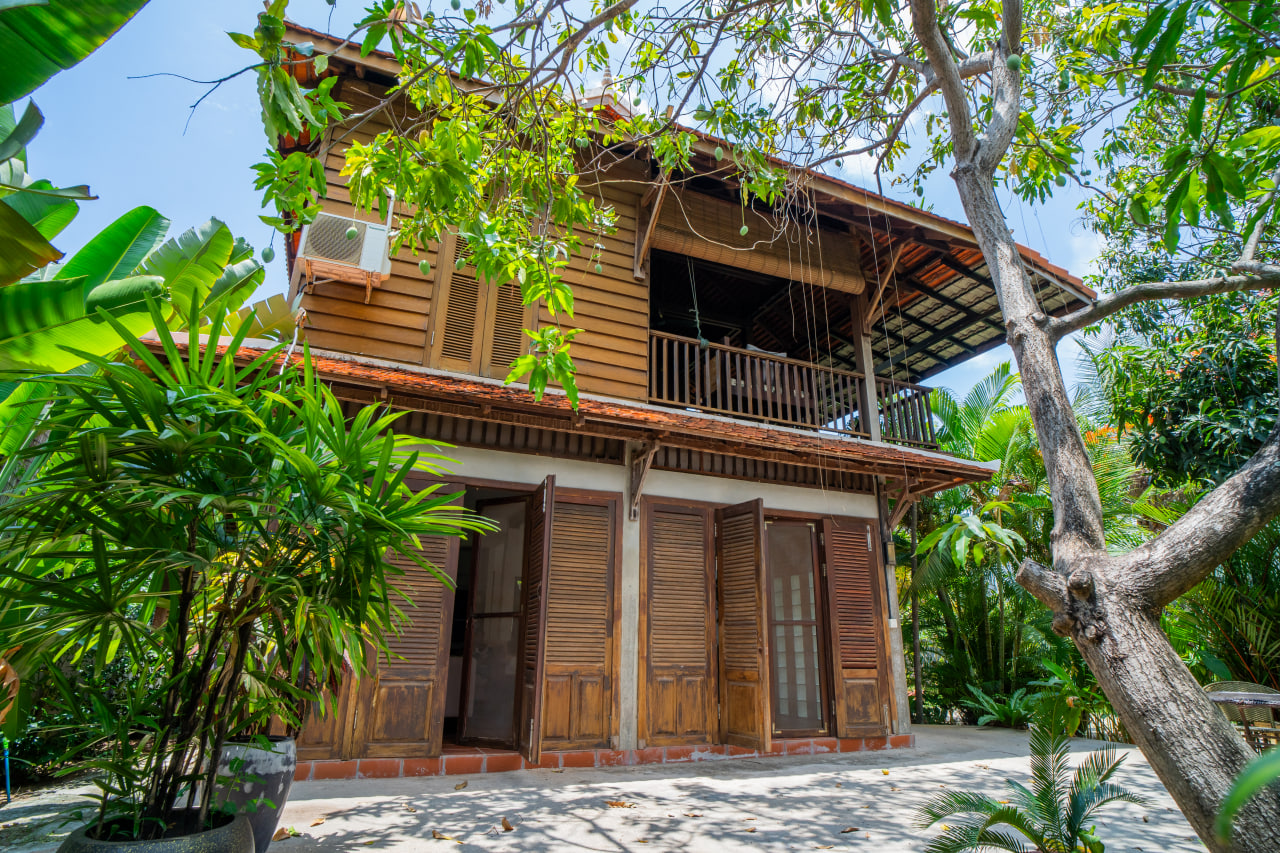 Khmer wooden house 2 bedrooms