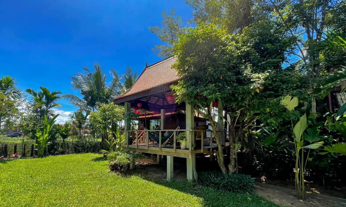 Khmer Oasis on the Lake